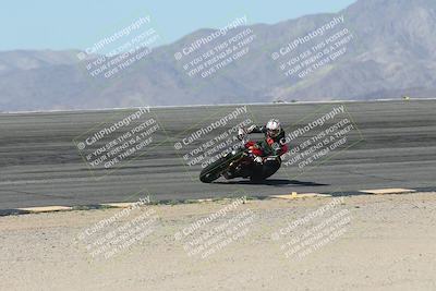 media/Oct-13-2025-Moto Forza (Mon) [[a66d839500]]/3-B Group/Session 2 (Bowl)/